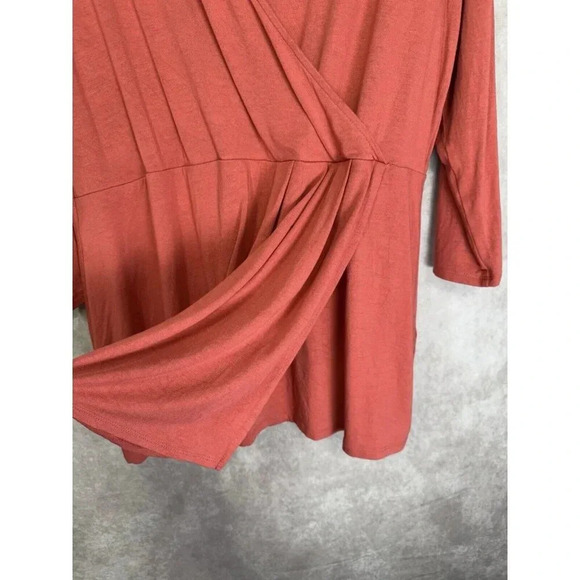 J Jill Tunic Shirt Womens Medium Pink Coral Wearever Collection Faux Wrap 3/4Slv - Picture 5 of 12
